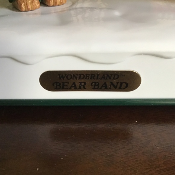 Vintage Wonderland Bear Band Swing & Sway - Picture 3 of 3